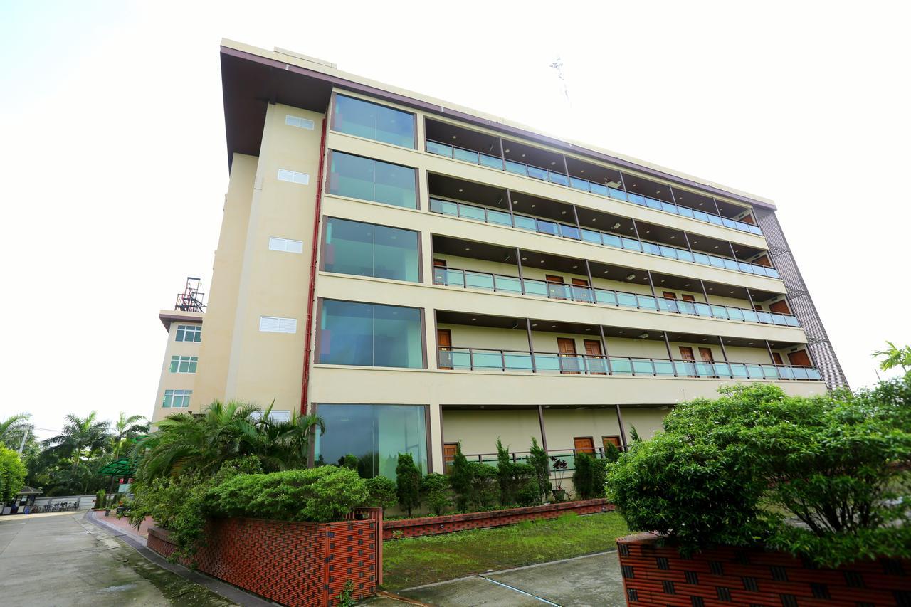 Sincere Smile Hotel Yangon