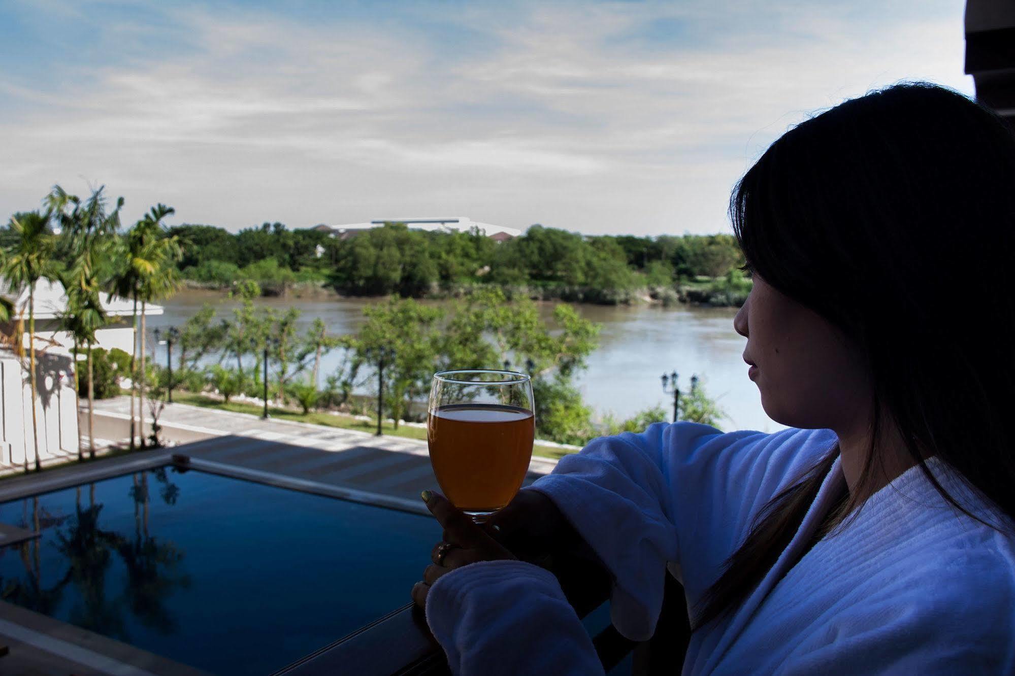 Sincere Smile Hotel 3*