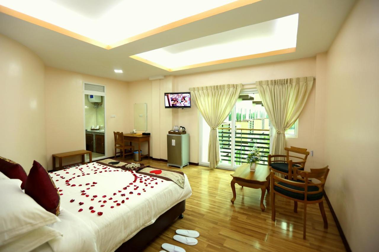 Sincere Smile Hotel