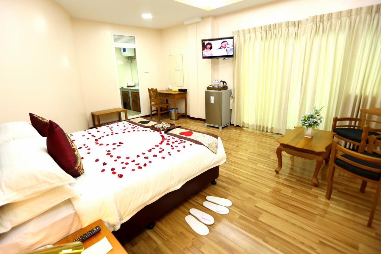 Sincere Smile Hotel