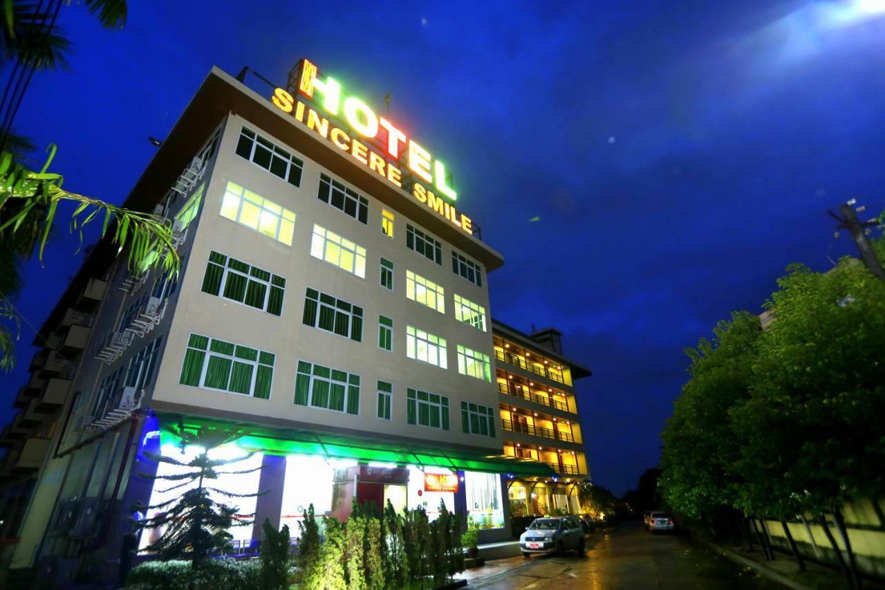 Hotel Sincere Smile